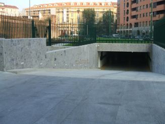 Box - Piazza Medaglie d'Oro - Milano, Lombardia