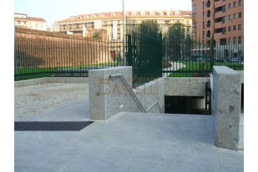 Box - Piazzale Medaglie d'Oro - Milano, Lombardia