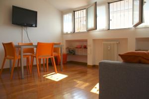 2 Locali - via Previati - Milano, Lombardia