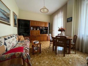2 Locali - Via Salasco - Milano, Lombardia
