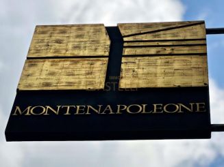 ATTICO - VIA MONTE NAPOLEONE  - Milano, Lombardia