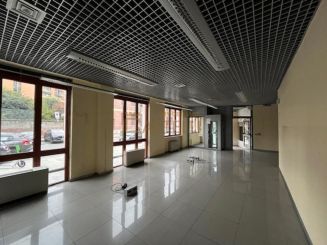 Negozio - Ufficio Via de Capitani - Milano, Lombardia