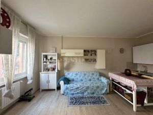 2 Locali - Via Merula - Milano, Lombardia