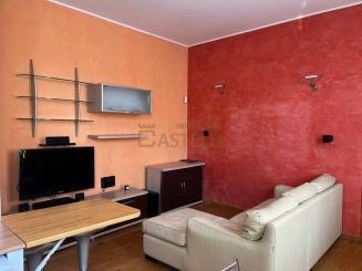 2 Locali - via Altaguardia - Milano, Lombardia
