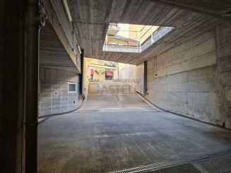 Box - via Altaguardia  - Milano, Lombardia
