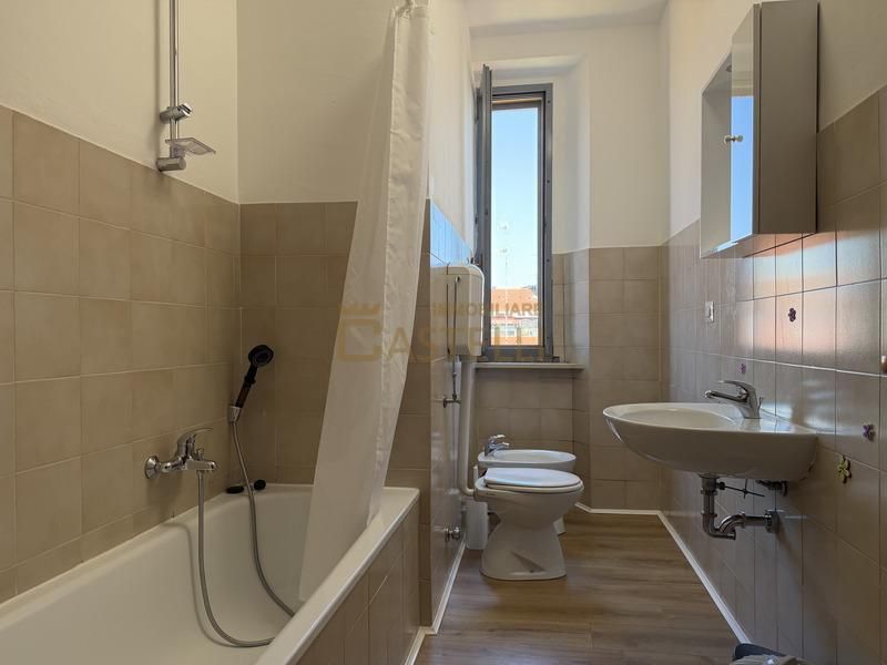 2 Locali - Via Vittadini
