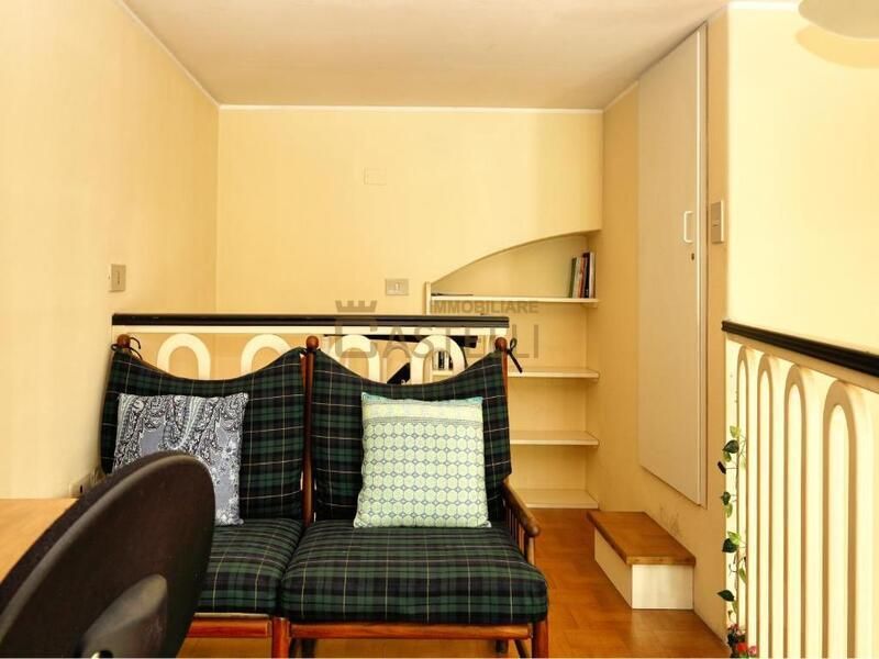 2 Locali - via Giulio Romano