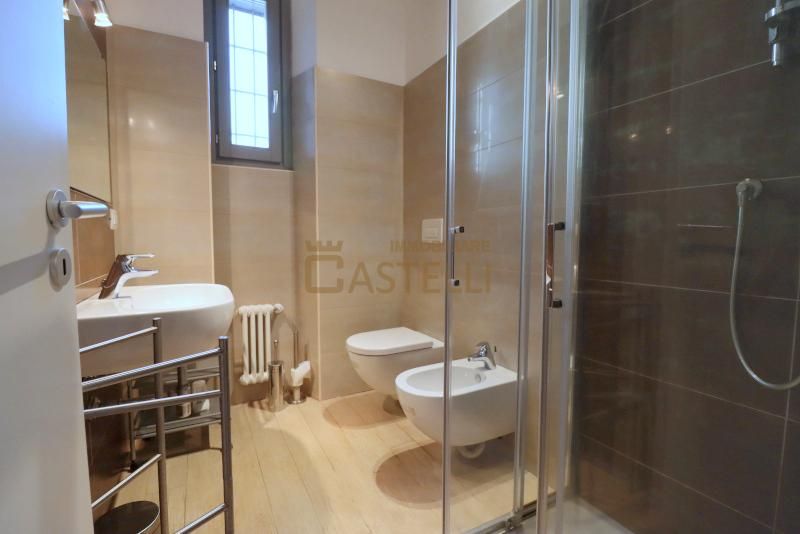 2 Locali - Via Salasco 