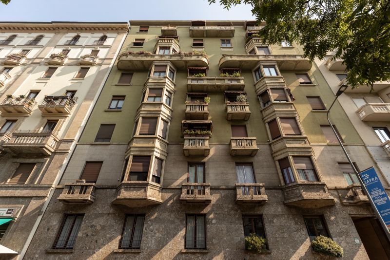 3 Locali - viale Regina Giovanna