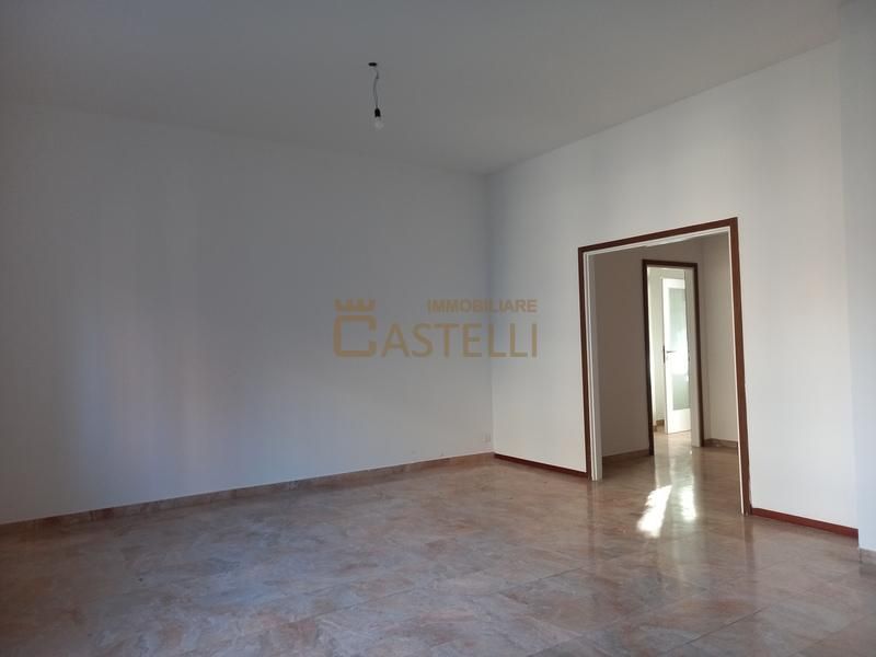 3 Locali - viale Sabotino 
