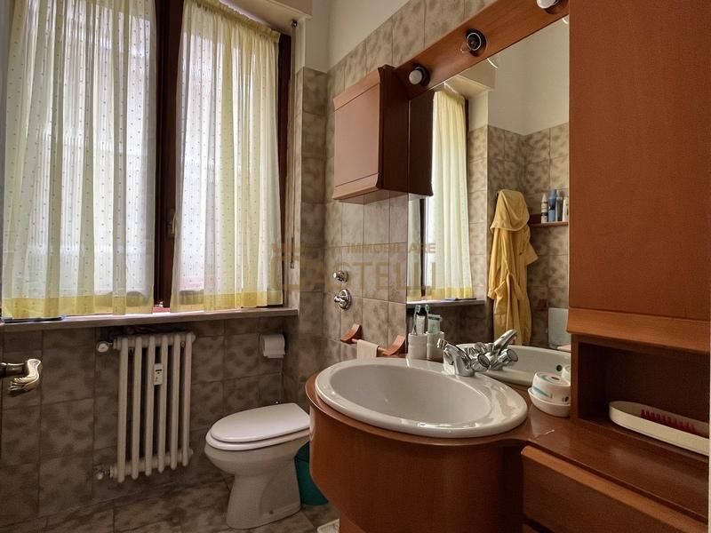2 Locali - Via Salasco