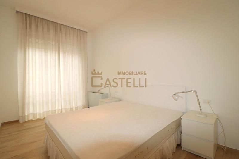 2 Locali - Piazza Erculea