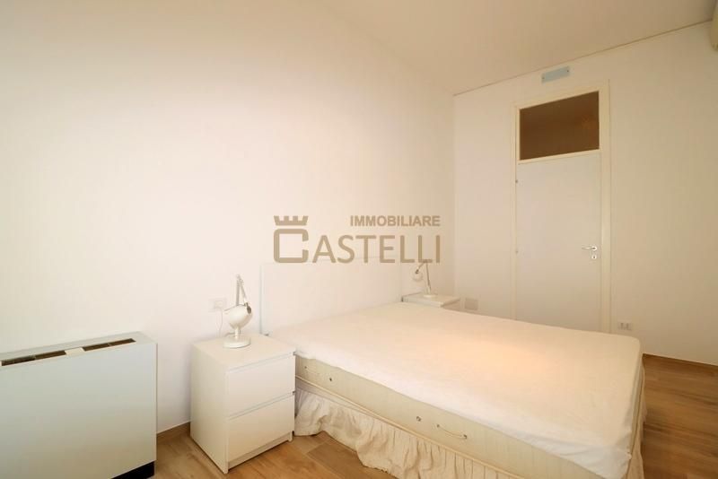 2 Locali - Piazza Erculea