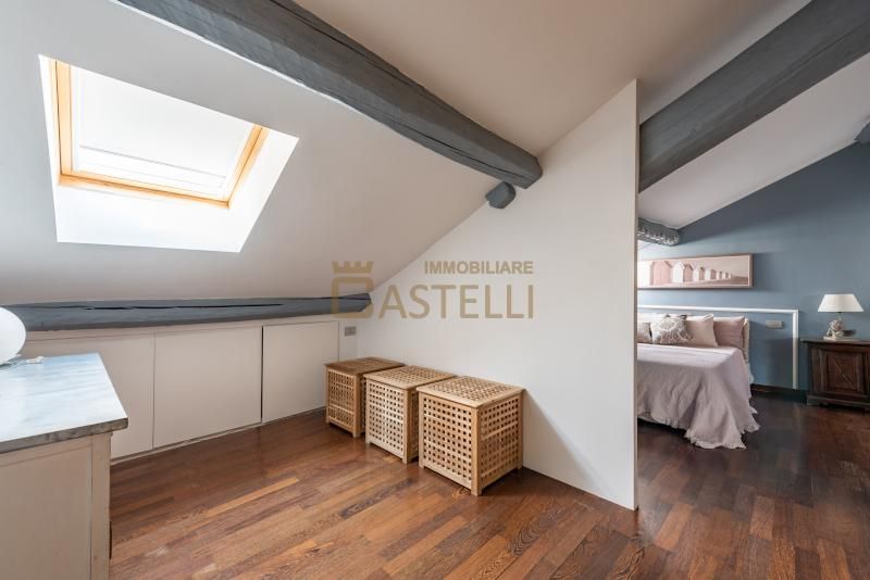 2 locali - Via Casale