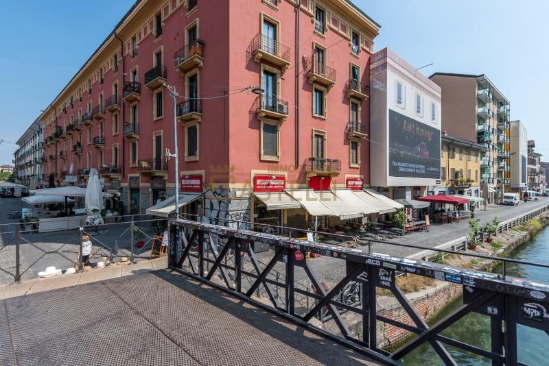2 locali - Via Casale