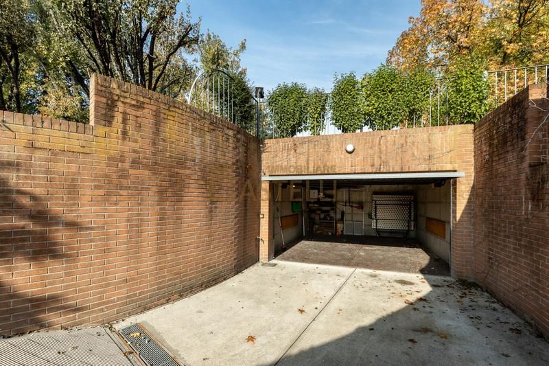 Plurilocale - via Grandi
