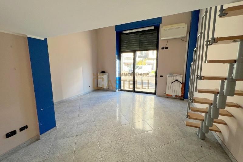 Negozio - Via Desenzano