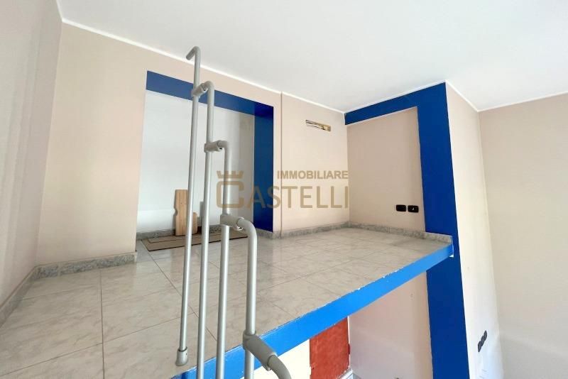 Negozio - Via Desenzano