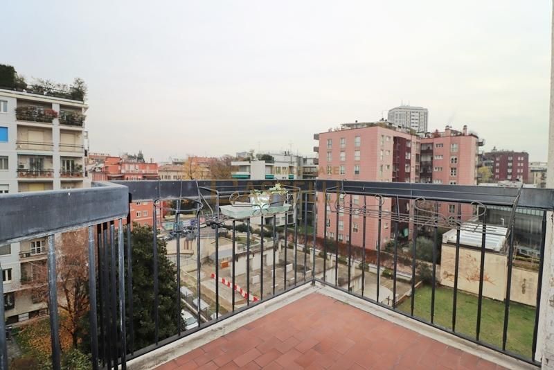 3 Locali - Via Dei Pellegrini