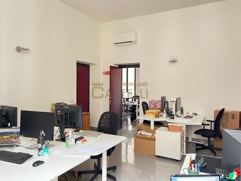 Ufficio - via dei Piatti