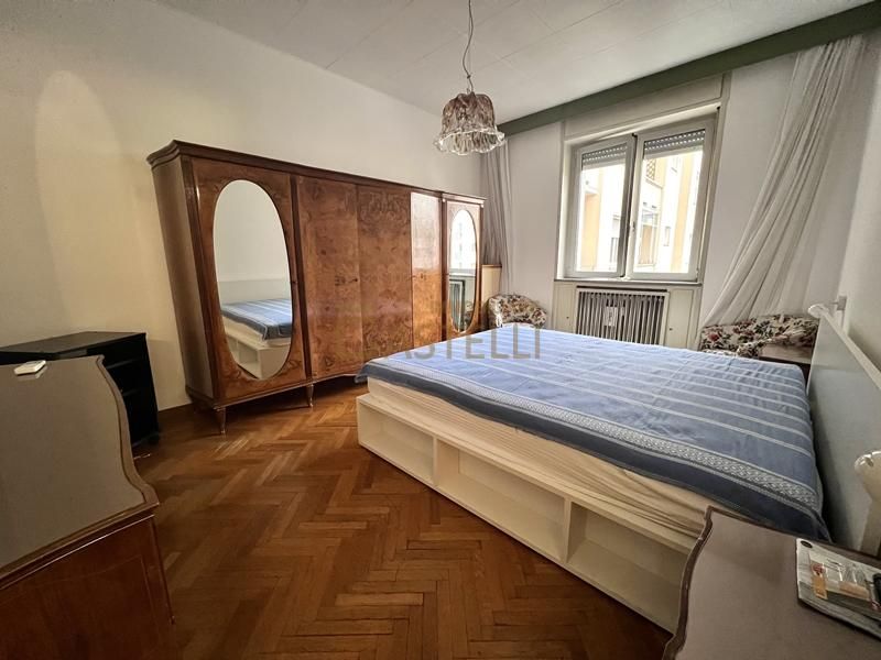 3 LOCALI - VIA PREVIATI