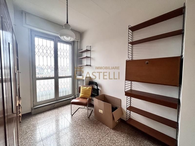 3 LOCALI - VIA PREVIATI