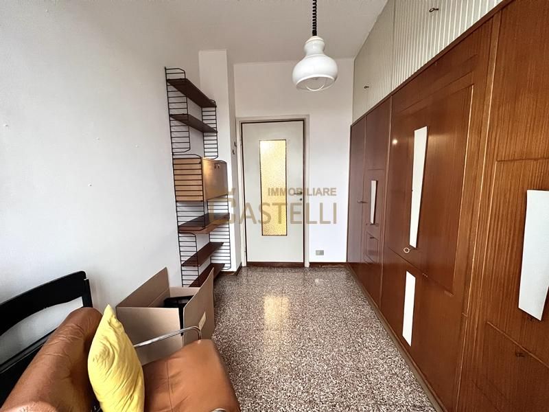 3 LOCALI - VIA PREVIATI
