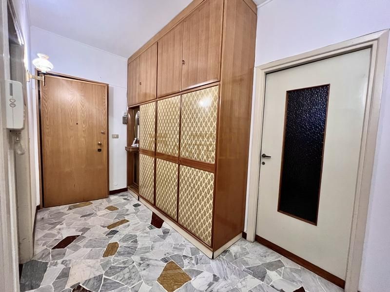 3 LOCALI - VIA PREVIATI
