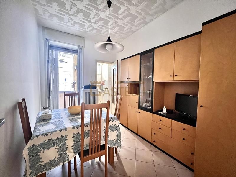 3 LOCALI - VIA PREVIATI