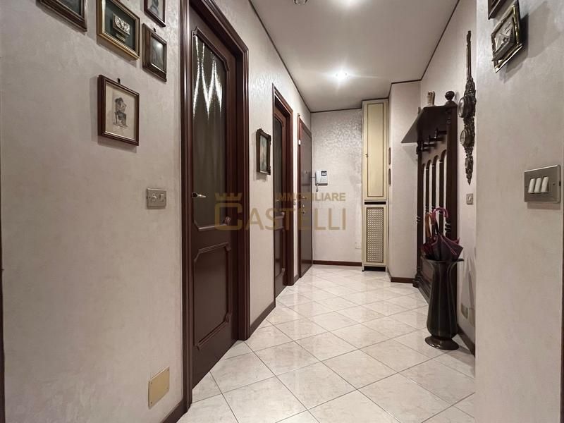 3 Locali - via Marciano