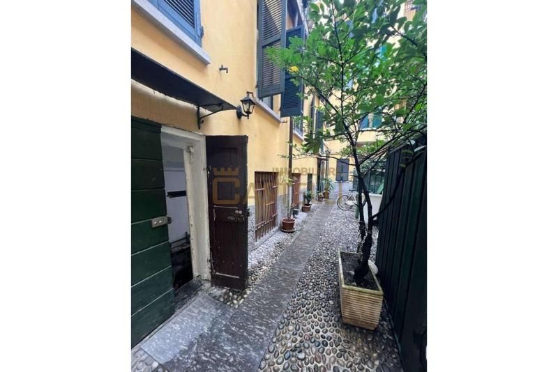 Laboratorio/magazzino - Ripa di Porta Ticinese