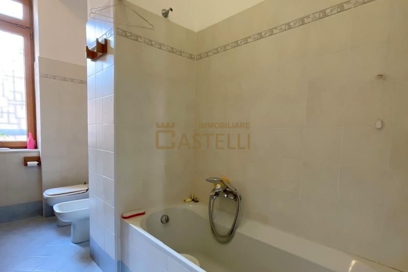 3 locali - Via Orti