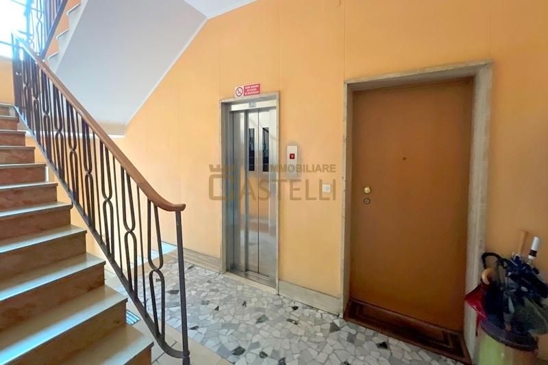 2 Locali - Via Tolstoj