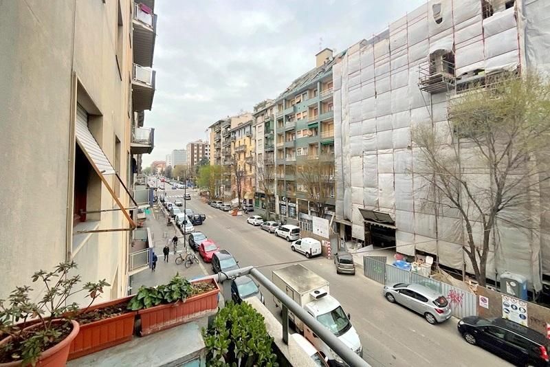 2 Locali - Via Tolstoj
