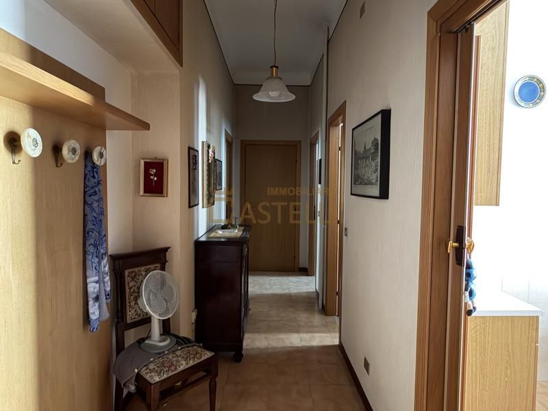 2 Locali - via Vannucci