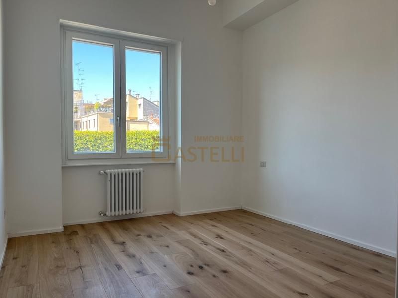 2 Locali - via dell'Unione