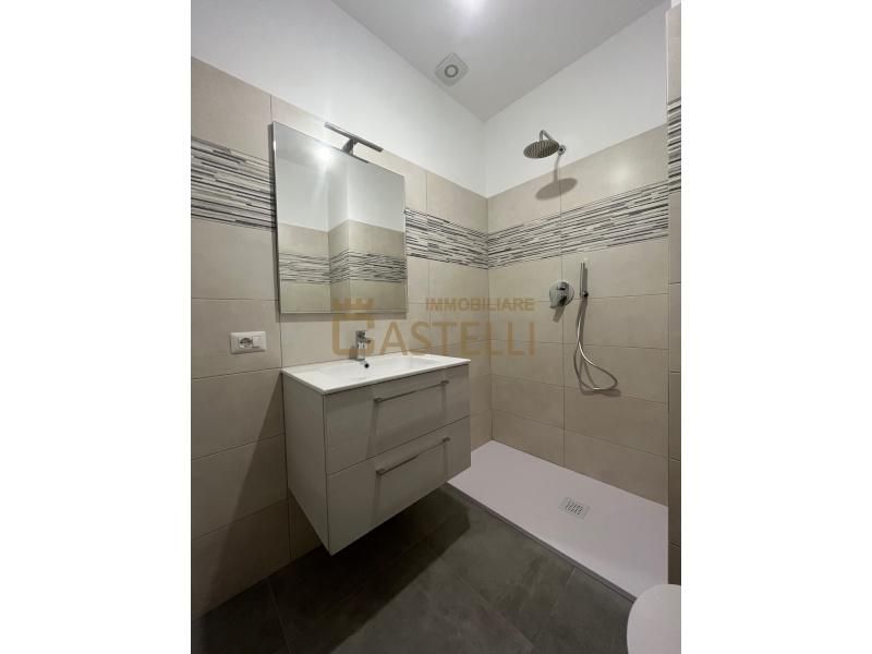 2 Locali - via dell'Unione