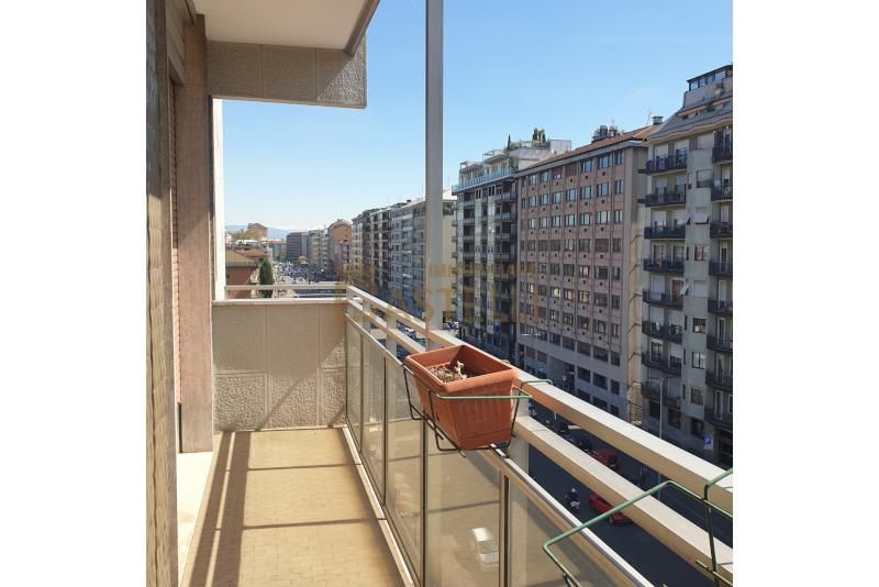 3 locali - Via Melchiorre Gioia