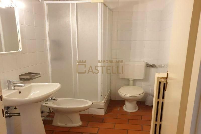 2 Locali - Via Panfilo Castaldi