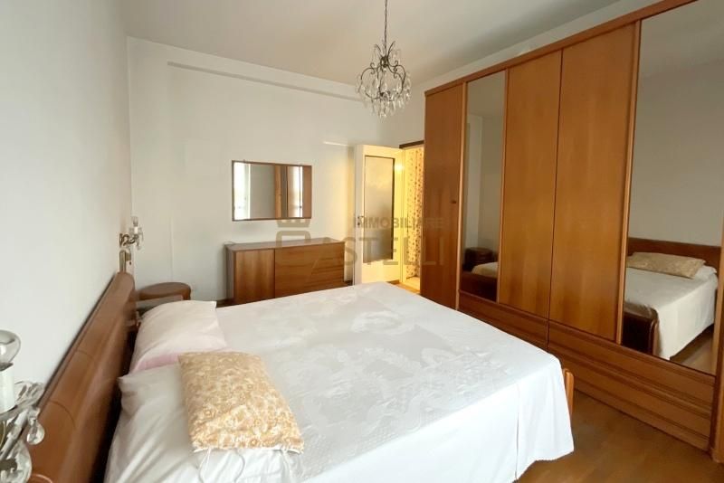3 locali - Via Imperia