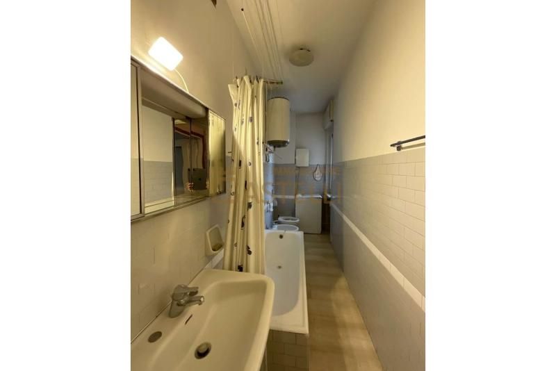 3 locali - Via Imperia