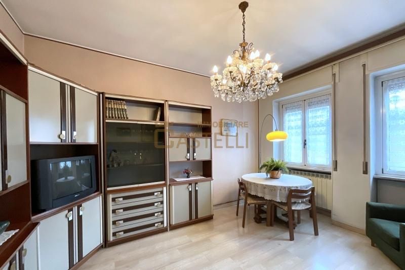 3 locali - Via Imperia