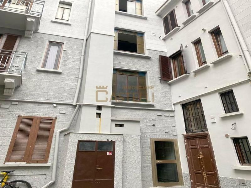 2 Locali - Via Pacini