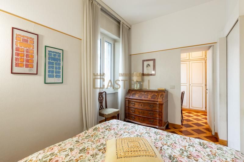 2 Locali - via Quadronno 