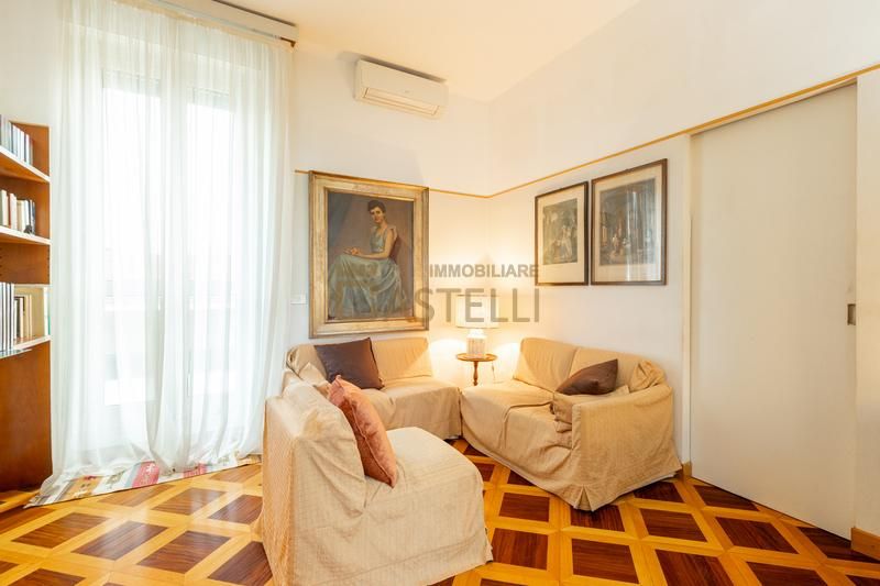 2 Locali - via Quadronno 