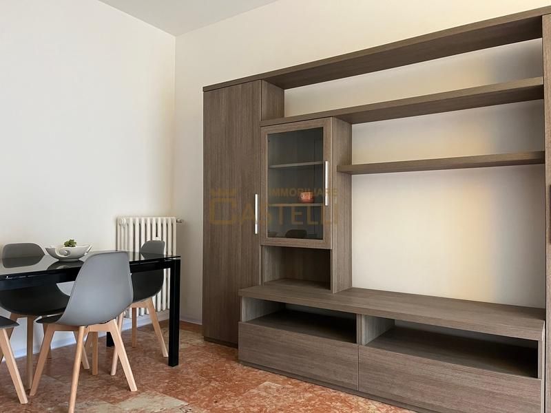 2 Locali - Via Agnesi