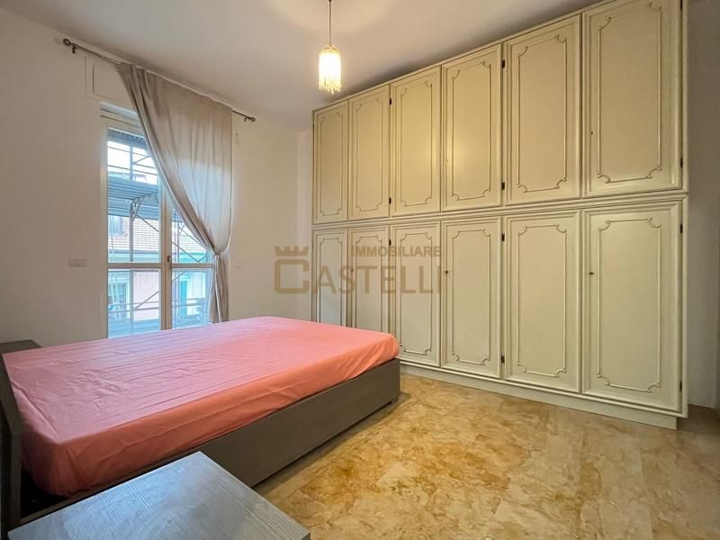 2 Locali - Via Agnesi