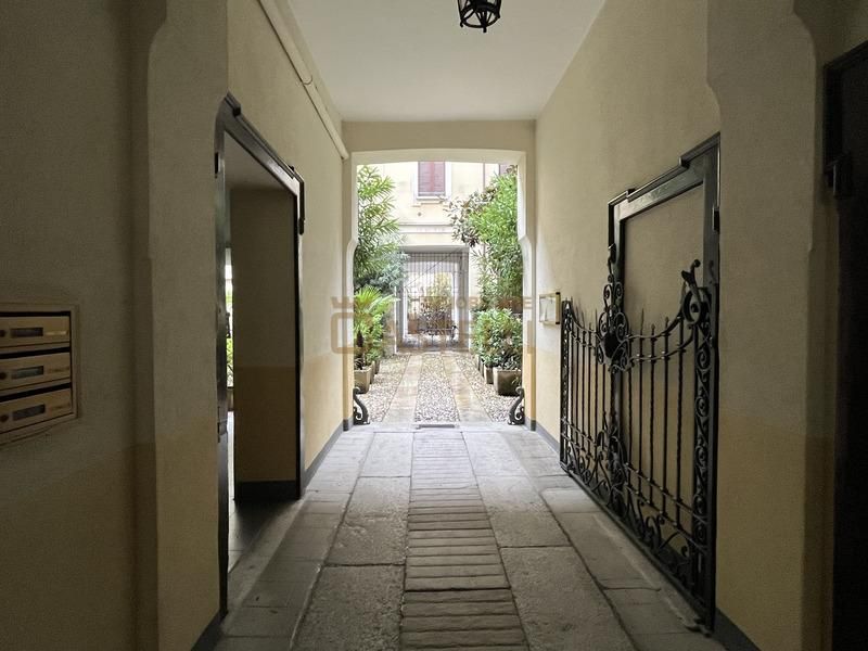 2 Locali - Via Anfossi