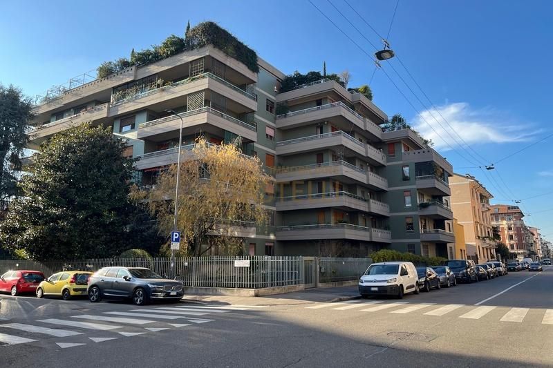 4 Locali - Via Ennio 