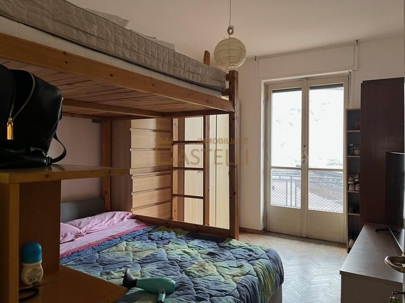 2 Locali - Via Adige
